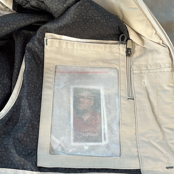 SCOTTEVEST Q.U.E.S.T VEST!!!! For Men. Size M. NWT!!! - Picture 9 of 14
